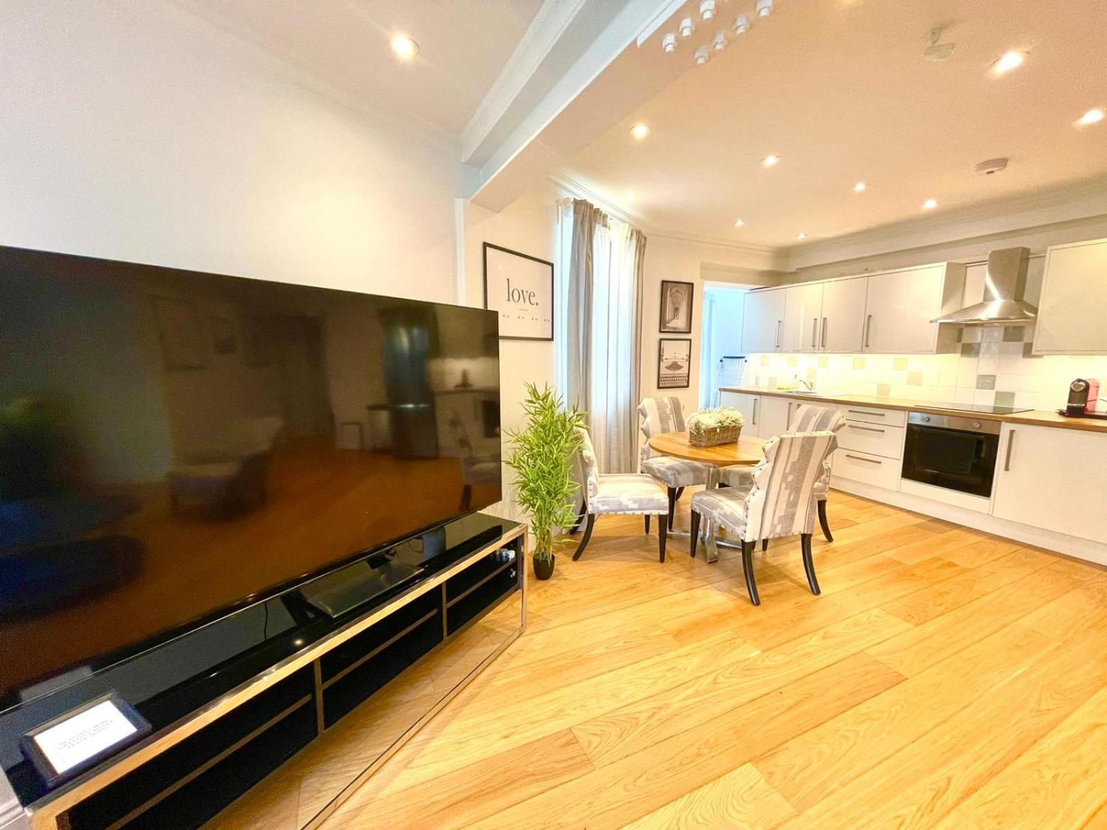 Chelsea Private 2 Beds Flat Apartment ลอนดอน ภายนอก รูปภาพ